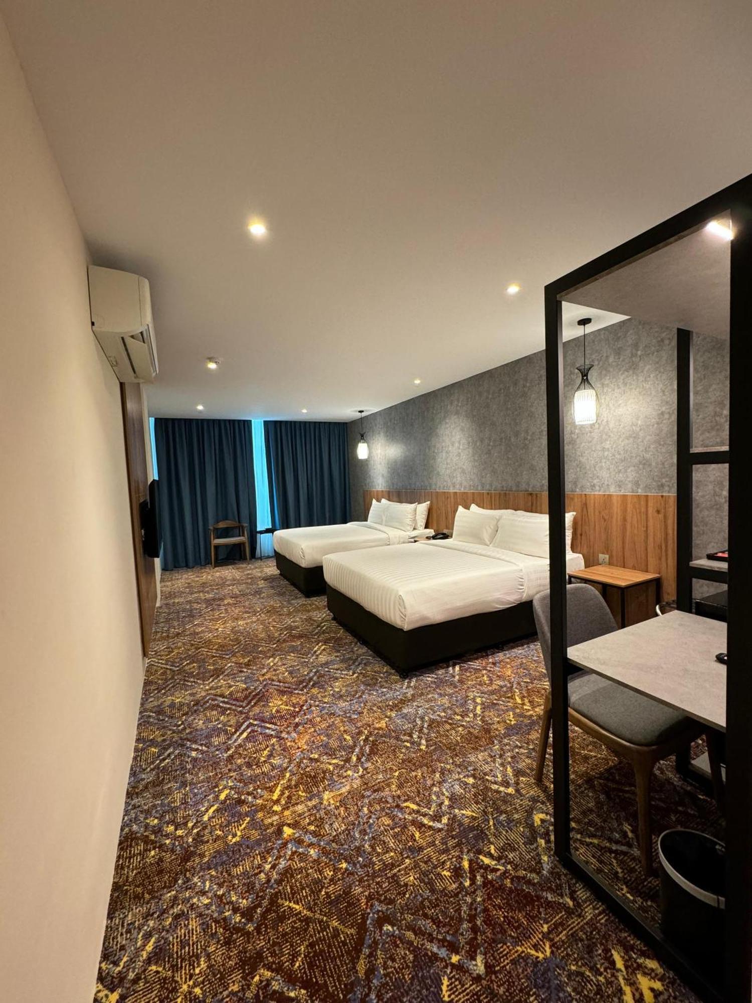 Le'Genda Hotel Kajang Buitenkant foto