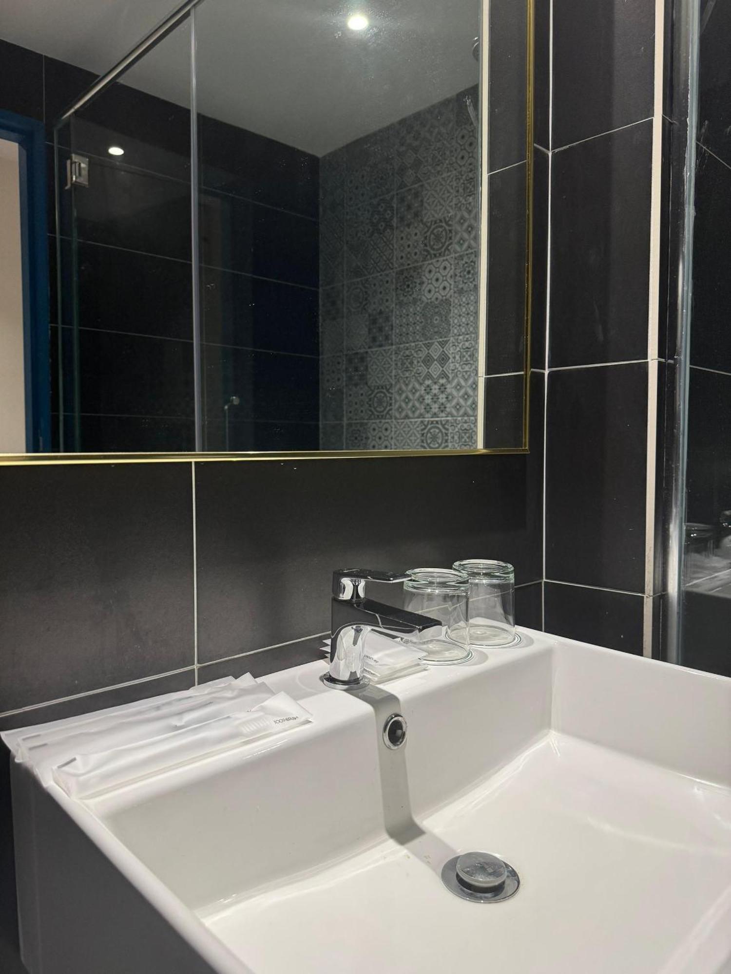 Le'Genda Hotel Kajang Buitenkant foto