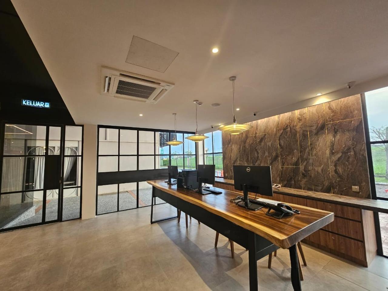 Le'Genda Hotel Kajang Buitenkant foto