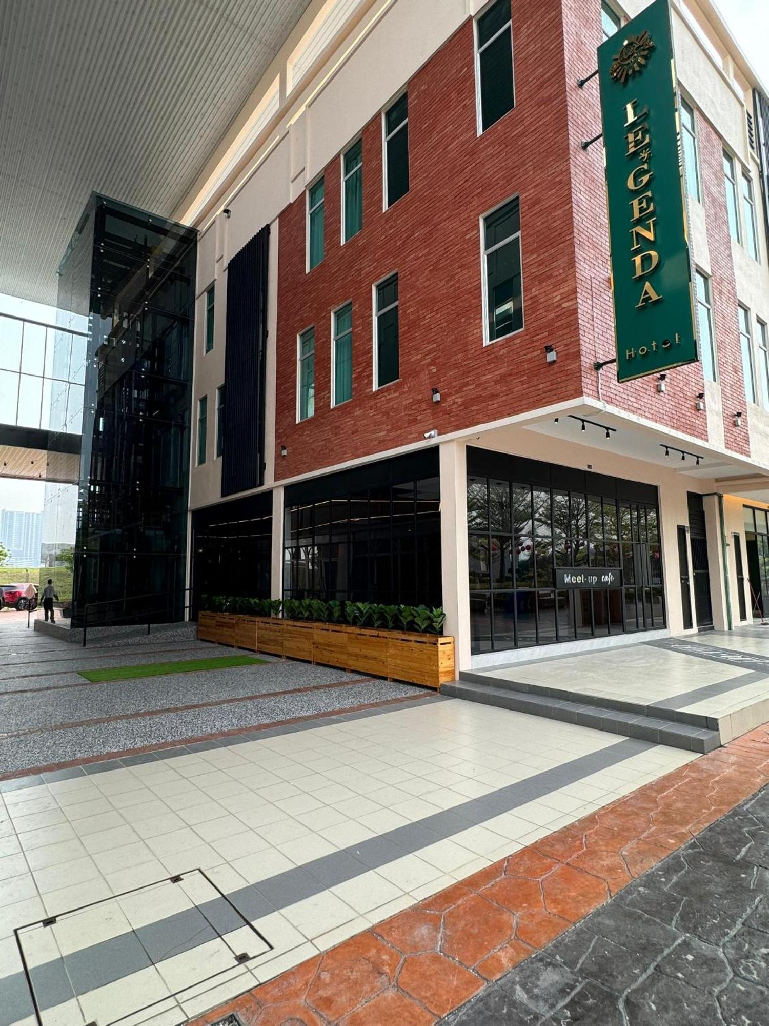 Le'Genda Hotel Kajang Buitenkant foto